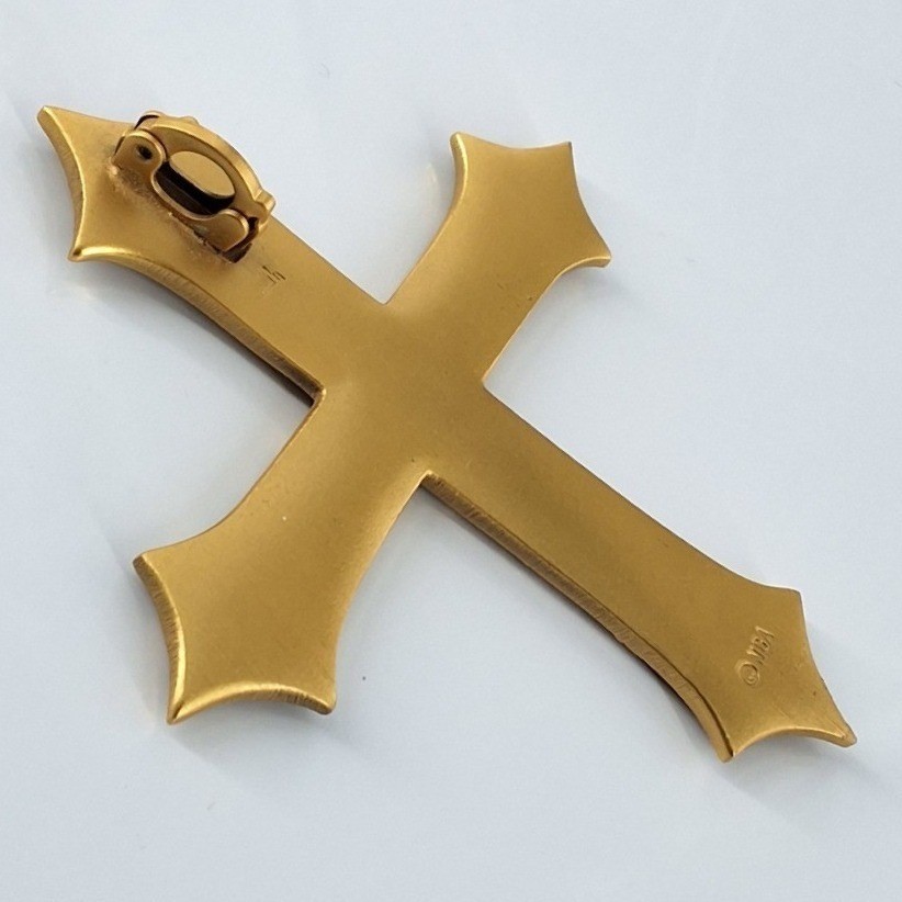 Johannes Hanias NGA Vintage Gold Tone Floral Cross Pendant National Gallery