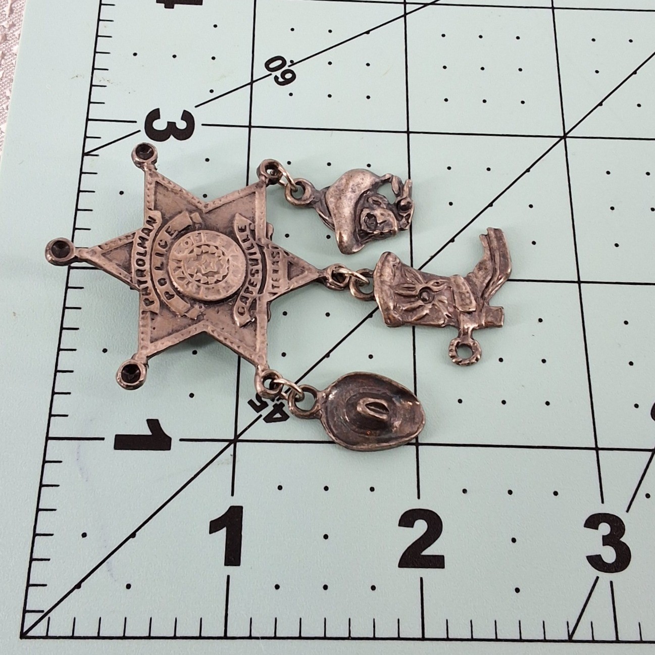 Vintage JJ Jonette Patrolman Police Texas Star Badge Brooch Western Charms - View 4