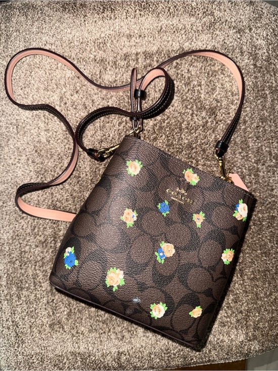 Coach New York Nylon Getaway Crossbody Bag Pink Red Floral Adjustable Strap - View 14