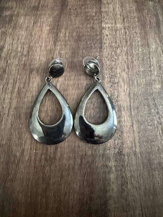 Vintage Blue Cat's Eye Oval Stud Earrings Silver Tone Luminous Chatoyant - View 19