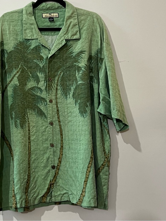 Tommy Bahama Mens L Grey Silk Hawaiian Camp Shirt Hula Palm Tree Print - View 10