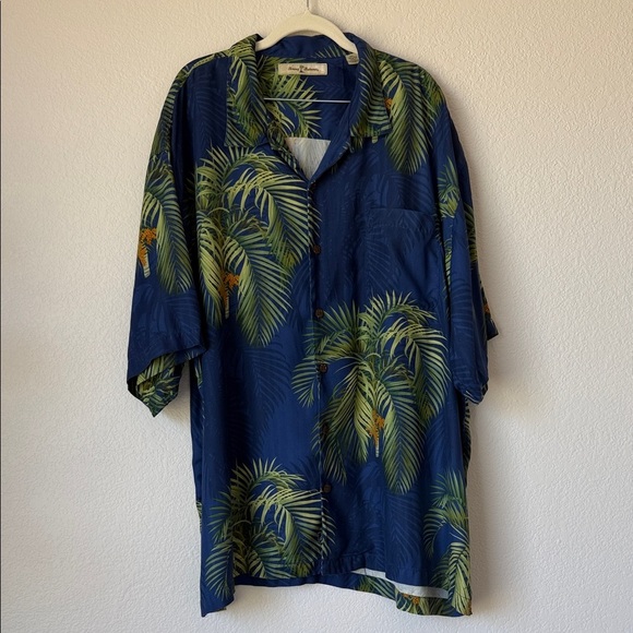 Tommy Bahama Mens L Grey Silk Hawaiian Camp Shirt Hula Palm Tree Print - View 24